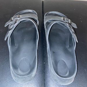 Unknown brand, size 8.5, black sandals